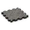 Płytka na obrzeża basenu bezfugowa von WARCO im Farbdesign Klasyczny granit mit den Abmessungen 306 x 306 x 30 mm. Produktfoto von Artikel 6105 in der Aufsicht von schräg vorne.
