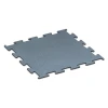 Fitness Performance Elite podłoga sportowa von WARCO im Farbdesign Srebro postarzane mit den Abmessungen 100 x 100 x 1,5 cm | 1,00 m². Produktfoto von Artikel 6160 in der Aufsicht von schräg vorne.
