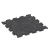 Nawierzchnia Fitness Performance Elite von WARCO im Farbdesign Szary lekko nakrapiany mit den Abmessungen 500 x 500 x 15 mm. Produktfoto von Artikel 3780 in der Aufsicht von schräg vorne.