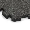 Detailaufnahme der Randausprägung von WARCO-Produkt 3212, Nawierzchnia na place zabaw, Format 1000 x 1000 x 30 mm, Farbe Ciemny granit.