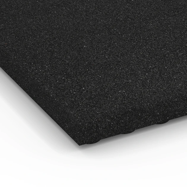 Detailaufnahme der Randausprägung von WARCO-Produkt 6648, Stallplatte Luxus, Format 100 x 50 x 5 cm, Farbe Antracyt.