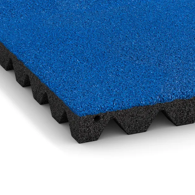 Detailaufnahme der Randausprägung von WARCO-Produkt 0629, Płyta gumowa na plac zabaw, Format 500 x 500 x 45 mm, Farbe Niebieski Chagall.