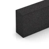 Detailaufnahme der Randausprägung von WARCO-Produkt 7028, Stopień z granulatu gumowego, Format 100 x 30 x 15 cm, Farbe Antracyt.