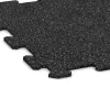 Detailaufnahme der Randausprägung von WARCO-Produkt 0921, Nawierzchnia Fitness Kompakt, Format 485 x 485 x 8 mm, Farbe Zielony lekko nakrapiany.