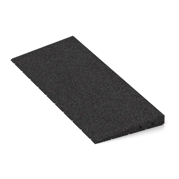 Detailaufnahme der Randausprägung von WARCO-Produkt 2468, Rampa progowa 75 cm, Format 750 x 300 x 45/8 mm, Farbe Antracyt.