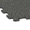 Detailaufnahme der Randausprägung von WARCO-Produkt 1019, Nawierzchnia Fitness Kompakt, Format 970 x 970 x 8 mm, Farbe Ciemny granit.