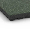 Detailaufnahme der Randausprägung von WARCO-Produkt 6442, Płyta amortyzująca – 210 cm, Format 50 x 50 x 7 cm, Farbe Trawnik angielski.