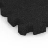Detailaufnahme der Randausprägung von WARCO-Produkt 6305, Płyta puzzle na plac zabaw, Format 50 x 50 x 5 cm | 0,25 m², Farbe Antracyt.