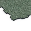 Detailaufnahme der Randausprägung von WARCO-Produkt 6807, Nawierzchnia kynologiczna, Format 97,1 x 97,1 × 1,8 cm, Farbe Trawnik angielski.