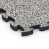 Detailaufnahme der Randausprägung von WARCO-Produkt 6950, Płyty na boisko, Format 44,6 x 44,6 × 2,8 cm, Farbe Szary granit.