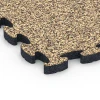 Detailaufnahme der Randausprägung von WARCO-Produkt 6849, Fitness Active podłoga, Format 44,6 x 44,6 × 2,8 cm, Farbe Rattan.