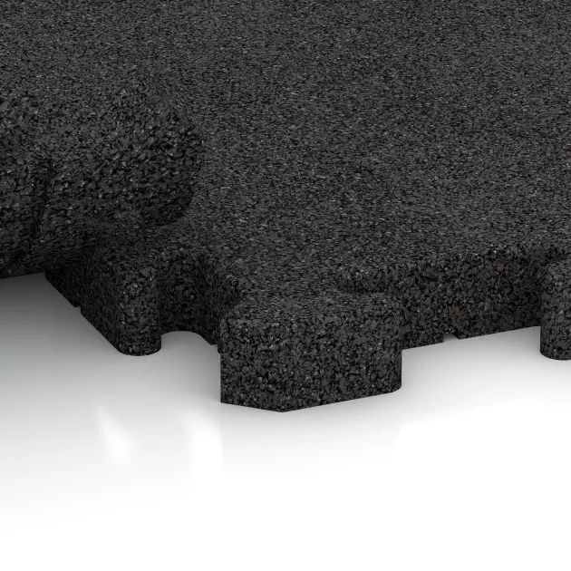 Großaufnahme vom Verbindungssystem von WARCO-Boden 3653 - Mata do padoku im Farbdesign Antracyt. Abmessungen 500 x 500 x 40 mm.