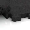 Großaufnahme vom Verbindungssystem von WARCO-Boden 4076 - Nawierzchnia sportowa dla psów HD im Farbdesign Antracyt. Abmessungen 1000 x 1000 x 40 mm.