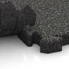 Großaufnahme vom Verbindungssystem von WARCO-Boden 3025 - Płytka tarasowa na klik im Farbdesign Ciemny granit. Abmessungen 500 x 500 x 50 mm.
