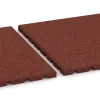 Großaufnahme vom Verbindungssystem von WARCO-Boden 3966 - Płyta podłogowa dla psów im Farbdesign Czerwony ceglasty. Abmessungen 500 x 500 x 25 mm.