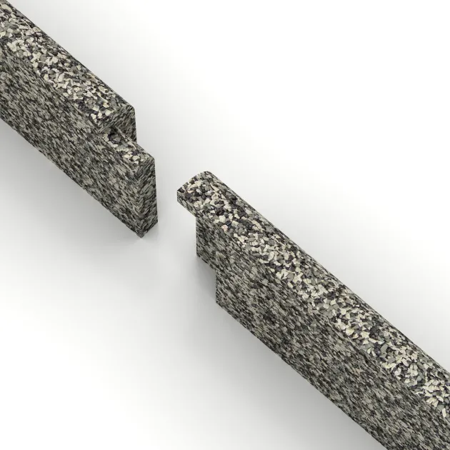 Großaufnahme vom Verbindungssystem von WARCO-Boden 2256 - Listwa przypodłogowa im Farbdesign Jasny granit. Abmessungen 750 x 80 x 20 mm.