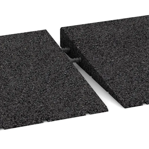 Großaufnahme vom Verbindungssystem von WARCO-Boden 2468 - Rampa progowa 75 cm im Farbdesign Antracyt. Abmessungen 750 x 300 x 45/8 mm.