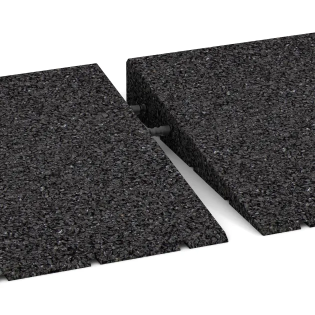 Großaufnahme vom Verbindungssystem von WARCO-Boden 2508 - Rampa progowa 75 cm im Farbdesign Antracyt. Abmessungen 750 x 300 x 50/8 mm.