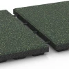 Großaufnahme vom Verbindungssystem von WARCO-Boden 6424 - Płyta amortyzująca – 120 cm im Farbdesign Trawnik angielski. Abmessungen 50 x 50 x 4 cm.