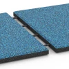 Großaufnahme vom Verbindungssystem von WARCO-Boden 6420 - Płyta amortyzująca – 90 cm im Farbdesign Atlantyk. Abmessungen 50 x 50 x 3 cm.