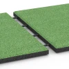Großaufnahme vom Verbindungssystem von WARCO-Boden 6129 - Płyta amortyzująca – 95 cm im Farbdesign Zielony lipowy. Abmessungen 50 x 50 x 3 cm | 0,25 m².