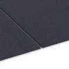 Großaufnahme vom Verbindungssystem von WARCO-Boden 6175 - Fitness Performance Elite Nawierzchnia Treningowa im Farbdesign Antracyt. Abmessungen 100 × 100 × 1,5 cm.