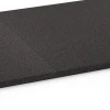 Großaufnahme vom Verbindungssystem von WARCO-Boden 6475 - Płyta podkładowa Kl. 1 im Farbdesign Antracyt. Abmessungen 52 x 52 x 1,8 cm.