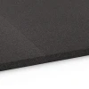 Großaufnahme vom Verbindungssystem von WARCO-Boden 6659 - Płyta podkładowa Kl. 3 im Farbdesign Antracyt. Abmessungen 104 x 104 x 2,7 cm.