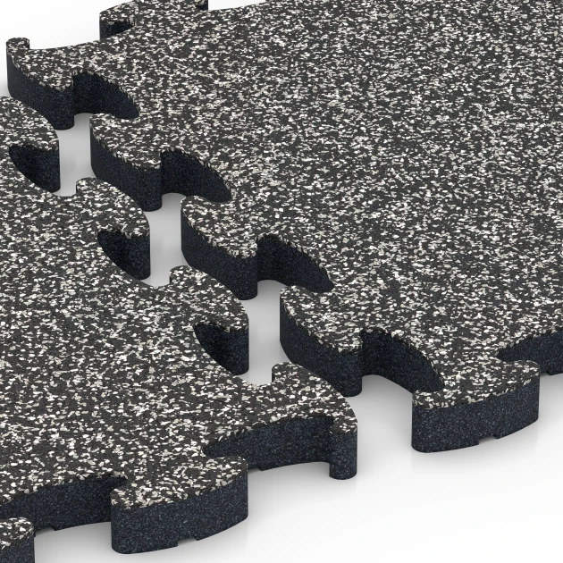 Großaufnahme vom Verbindungssystem von WARCO-Boden 6877 - Fitness Max Floor System im Farbdesign Ciemnoszary granit. Abmessungen 44,6 x 44,6 × 2,8 cm.