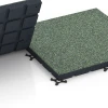 Großaufnahme vom Verbindungssystem von WARCO-Boden 7143 - Podłoga na siłownię zewnętrzną im Farbdesign Trawnik angielski. Abmessungen 60 x 60 x 4 cm | 0,36 m².