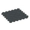 Aufsicht auf die Unterseite, also die Bodenseite von WARCO-Formteil 6323 - Mata ochronna pod sprzęt fitness im Format 102,5 x 102,5 x 2,5 cm | 1,05 m².