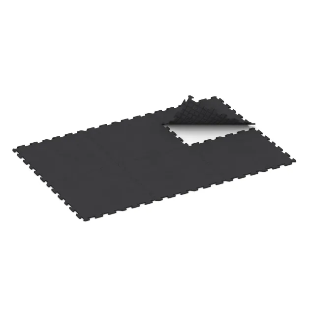 Typische Verlegung oder Einbausituation für den Artikel 0377 von WARCO - Nawierzchnia Fitness Studio, Farbton Antracyt in der Abmessung 1000 x 1000 x 18 mm.